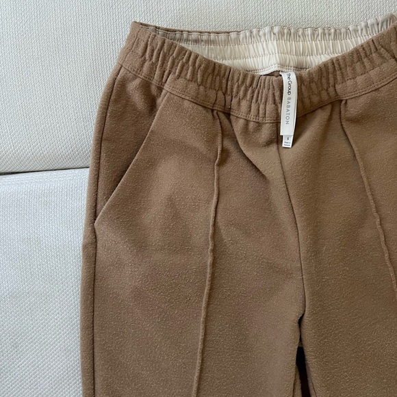 Aritzia The Group by Babaton Pleated Pull On Professional Sweatpants - Picture 2 of 5